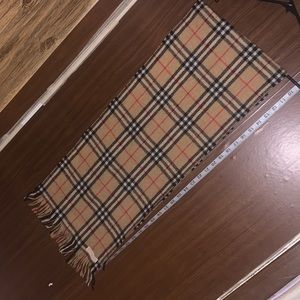 Vintage Burberrys of London scarf